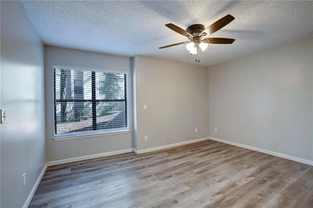 1208 Old Hammond Chase, Sandy Springs, Georgia 30350, 3 Bedrooms Bedrooms, ,2 BathroomsBathrooms,Residential,Sold,1208 Old Hammond Chase,6843804