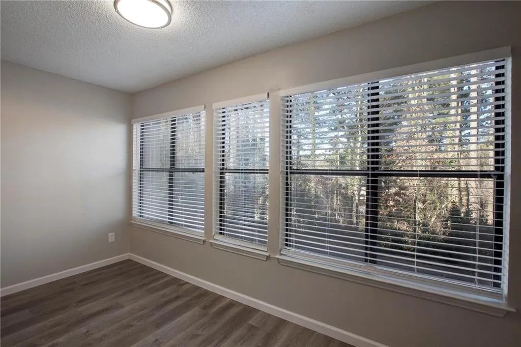 1208 Old Hammond Chase, Sandy Springs, Georgia 30350, 3 Bedrooms Bedrooms, ,2 BathroomsBathrooms,Residential,Sold,1208 Old Hammond Chase,6843804