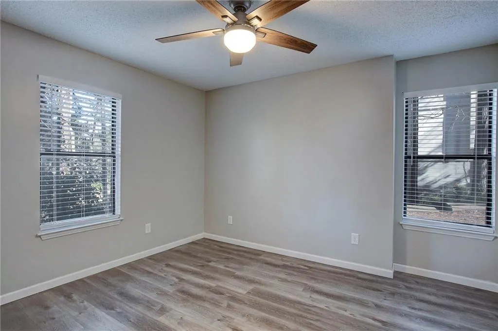 1208 Old Hammond Chase, Sandy Springs, Georgia 30350, 3 Bedrooms Bedrooms, ,2 BathroomsBathrooms,Residential,Sold,1208 Old Hammond Chase,6843804