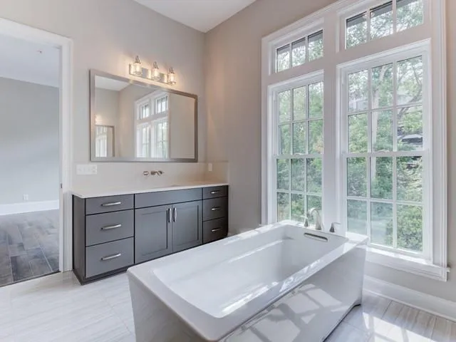 6601 Aria Boulevard Unit 126, Sandy Springs, Georgia 30328, 3 Bedrooms Bedrooms, ,3 BathroomsBathrooms,Residential,Sold,6601 Aria Boulevard Unit 126,6778097