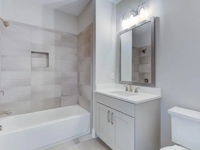 6601 Aria Boulevard Unit 126, Sandy Springs, Georgia 30328, 3 Bedrooms Bedrooms, ,3 BathroomsBathrooms,Residential,Sold,6601 Aria Boulevard Unit 126,6778097