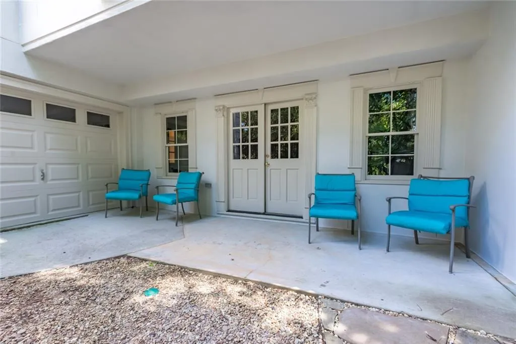 330 Quiet Water Lane, Sandy Springs, Georgia 30350, 5 Bedrooms Bedrooms, ,5 BathroomsBathrooms,Residential,Sold,330 Quiet Water Lane,6622709