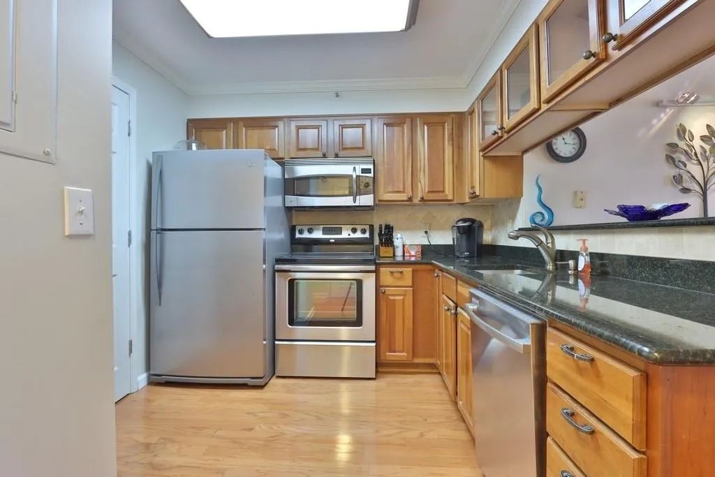 795 Hammond Drive Unit 701, Atlanta, Georgia 30328, 2 Bedrooms Bedrooms, ,1 BathroomBathrooms,Residential,Sold,795 Hammond Drive Unit 701,6618802