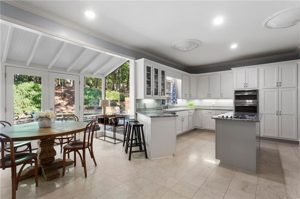 7545 Bridgegate Court, Sandy Springs, Georgia 30350, 6 Bedrooms Bedrooms, ,4 BathroomsBathrooms,Residential,Sold,7545 Bridgegate Court,7287132