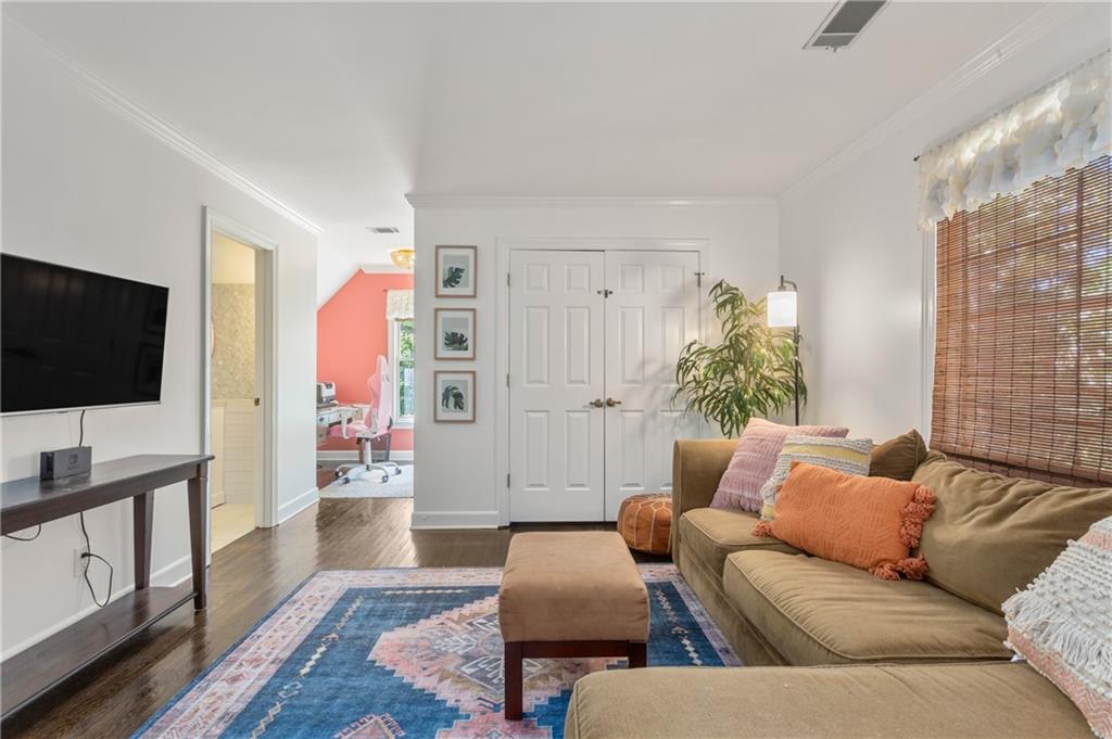 7545 Bridgegate Court, Sandy Springs, Georgia 30350, 6 Bedrooms Bedrooms, ,4 BathroomsBathrooms,Residential,Sold,7545 Bridgegate Court,7287132