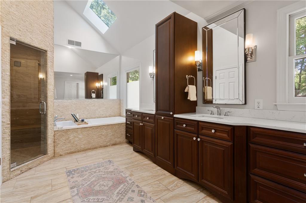 7545 Bridgegate Court, Sandy Springs, Georgia 30350, 6 Bedrooms Bedrooms, ,4 BathroomsBathrooms,Residential,Sold,7545 Bridgegate Court,7287132