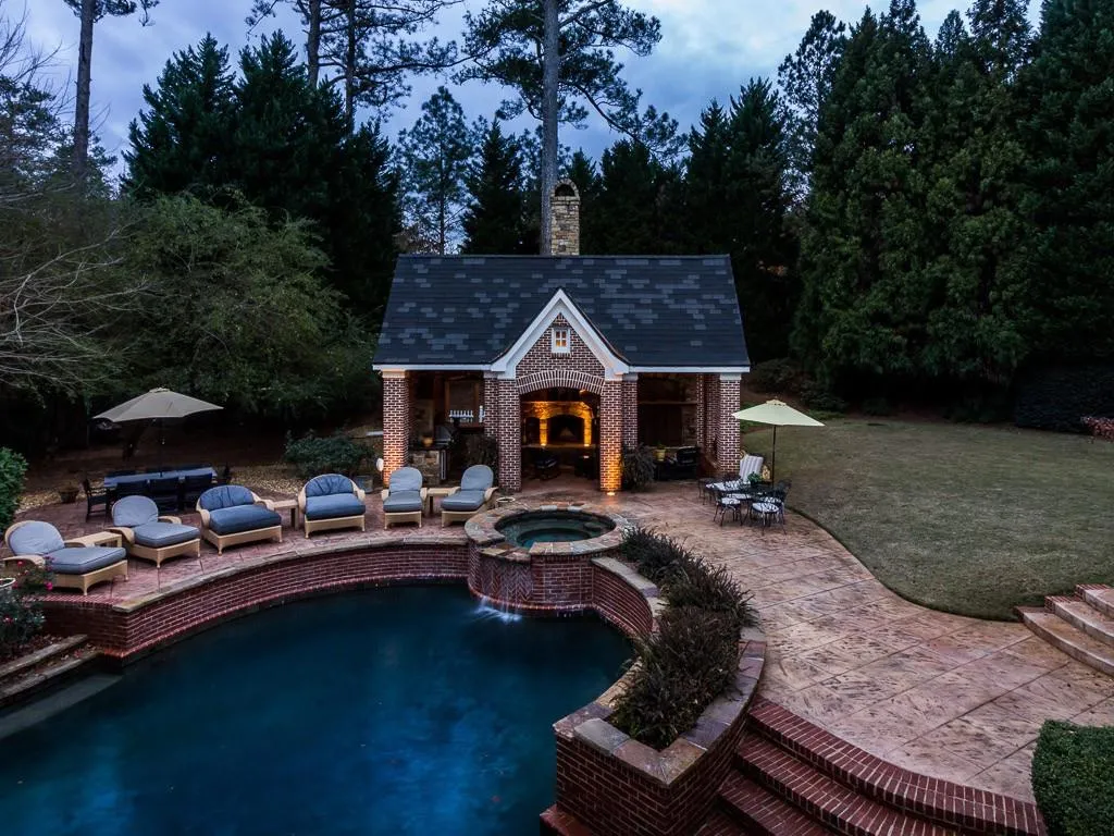 866 Heards Ferry Road Nw, Sandy Springs, Georgia 30328, 5 Bedrooms Bedrooms, ,6 BathroomsBathrooms,Residential,Sold,866 Heards Ferry Road Nw,5795382