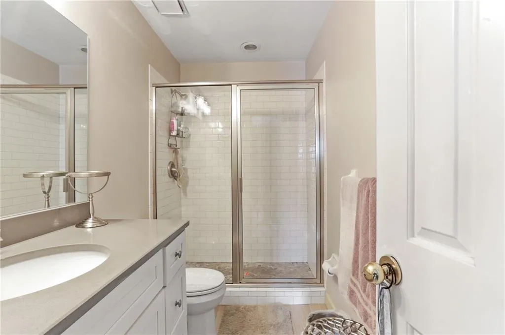 120 Towergate Place, Sandy Springs, Georgia 30350, 3 Bedrooms Bedrooms, ,2 BathroomsBathrooms,Residential,Sold,120 Towergate Place,7026978