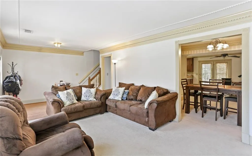 120 Towergate Place, Sandy Springs, Georgia 30350, 3 Bedrooms Bedrooms, ,2 BathroomsBathrooms,Residential,Sold,120 Towergate Place,7026978