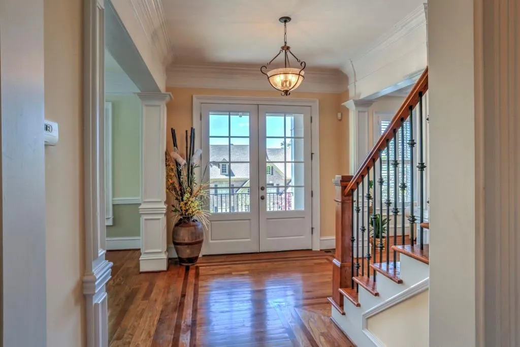 715 Estate Way, Atlanta, Georgia 30319, 5 Bedrooms Bedrooms, ,5 BathroomsBathrooms,Residential,Sold,715 Estate Way,6546972