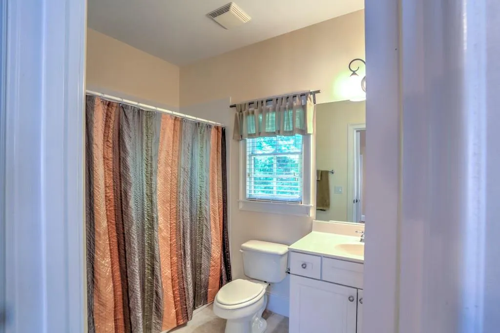 715 Estate Way, Atlanta, Georgia 30319, 5 Bedrooms Bedrooms, ,5 BathroomsBathrooms,Residential,Sold,715 Estate Way,6546972