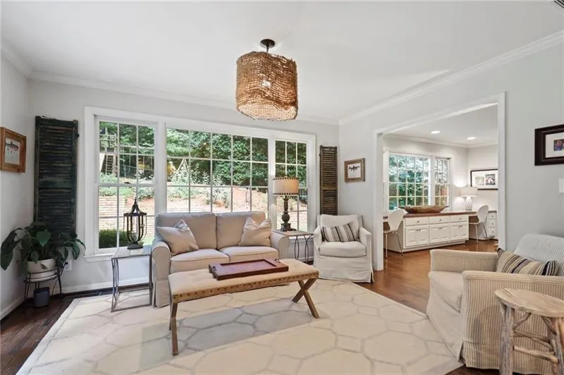 520 Bridgewater Drive, Atlanta, Georgia 30328, 5 Bedrooms Bedrooms, ,3 BathroomsBathrooms,Residential,Sold,520 Bridgewater Drive,6766866