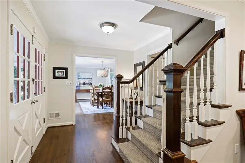520 Bridgewater Drive, Atlanta, Georgia 30328, 5 Bedrooms Bedrooms, ,3 BathroomsBathrooms,Residential,Sold,520 Bridgewater Drive,6766866