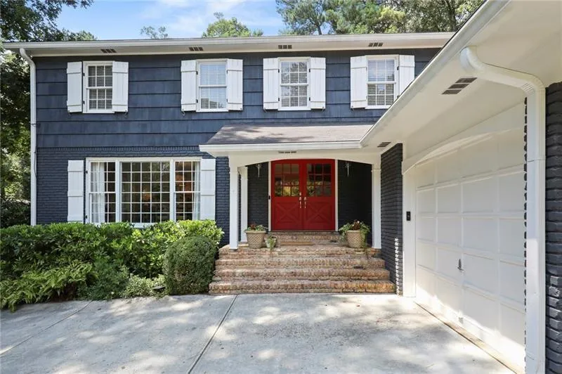 520 Bridgewater Drive, Atlanta, Georgia 30328, 5 Bedrooms Bedrooms, ,3 BathroomsBathrooms,Residential,Sold,520 Bridgewater Drive,6766866