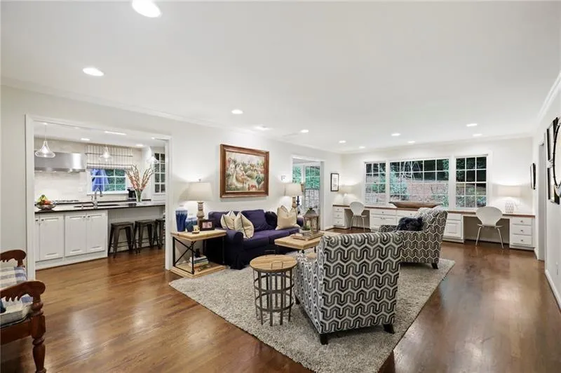 520 Bridgewater Drive, Atlanta, Georgia 30328, 5 Bedrooms Bedrooms, ,3 BathroomsBathrooms,Residential,Sold,520 Bridgewater Drive,6766866