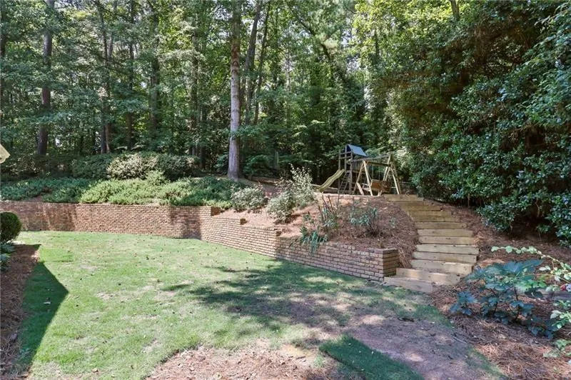 520 Bridgewater Drive, Atlanta, Georgia 30328, 5 Bedrooms Bedrooms, ,3 BathroomsBathrooms,Residential,Sold,520 Bridgewater Drive,6766866