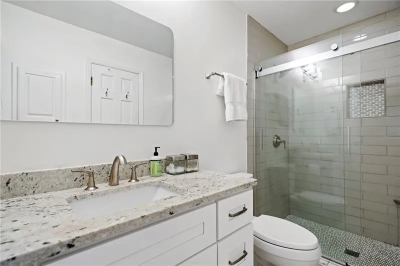 520 Bridgewater Drive, Atlanta, Georgia 30328, 5 Bedrooms Bedrooms, ,3 BathroomsBathrooms,Residential,Sold,520 Bridgewater Drive,6766866