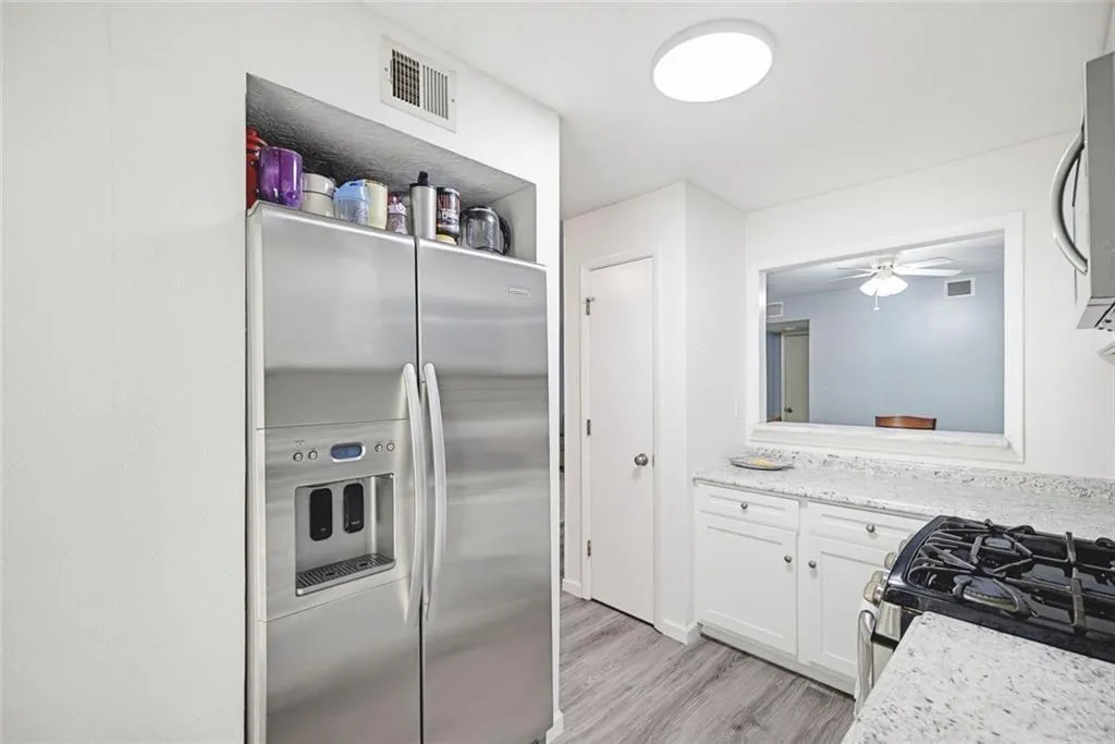 703 Woodcliff, Sandy Springs, Georgia 30350, 1 Bedroom Bedrooms, ,1 BathroomBathrooms,Residential,For Sale,703 Woodcliff,7754125