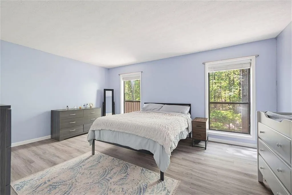 703 Woodcliff, Sandy Springs, Georgia 30350, 1 Bedroom Bedrooms, ,1 BathroomBathrooms,Residential,For Sale,703 Woodcliff,7754125