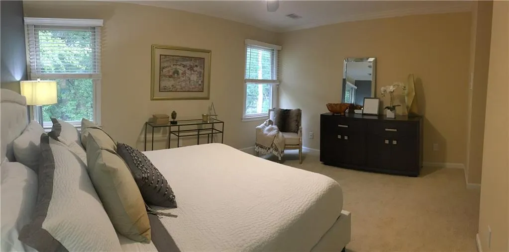 140 Grogans Lake Drive, Sandy Springs, Georgia 30350, 6 Bedrooms Bedrooms, ,4 BathroomsBathrooms,Residential,Sold,140 Grogans Lake Drive,6943741