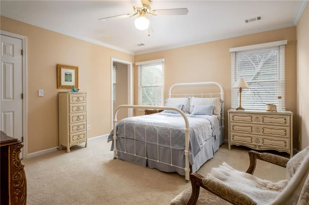 140 Grogans Lake Drive, Sandy Springs, Georgia 30350, 6 Bedrooms Bedrooms, ,4 BathroomsBathrooms,Residential,Sold,140 Grogans Lake Drive,6943741
