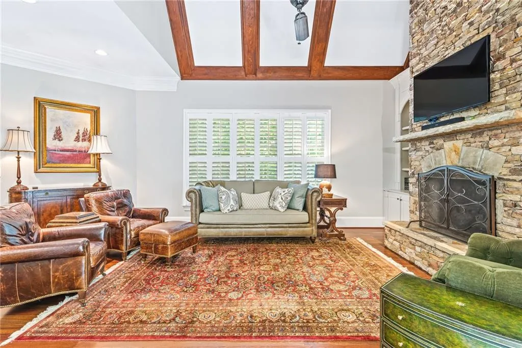 4966 Long Island Drive Nw, Atlanta, Georgia 30327, 6 Bedrooms Bedrooms, ,6 BathroomsBathrooms,Residential,Sold,4966 Long Island Drive Nw,7063586