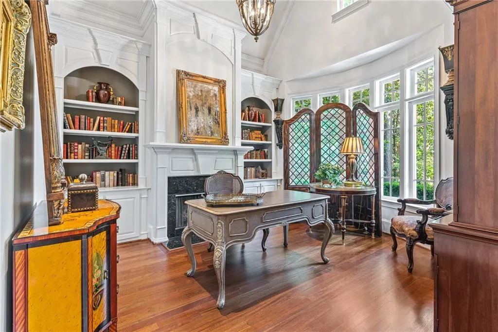 4966 Long Island Drive Nw, Atlanta, Georgia 30327, 6 Bedrooms Bedrooms, ,6 BathroomsBathrooms,Residential,Sold,4966 Long Island Drive Nw,7063586