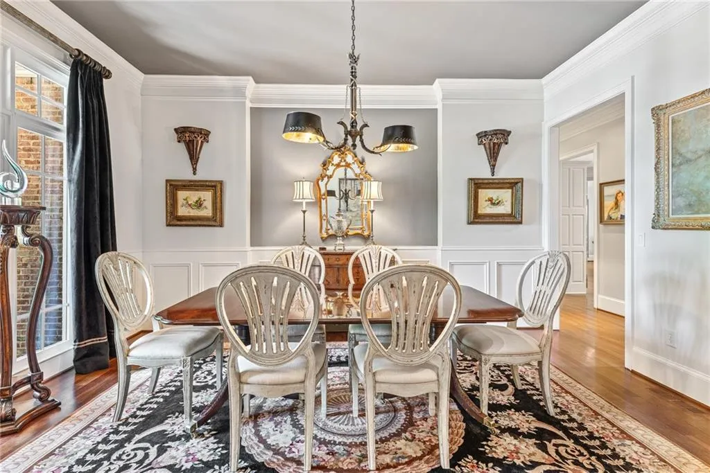 4966 Long Island Drive Nw, Atlanta, Georgia 30327, 6 Bedrooms Bedrooms, ,6 BathroomsBathrooms,Residential,Sold,4966 Long Island Drive Nw,7063586