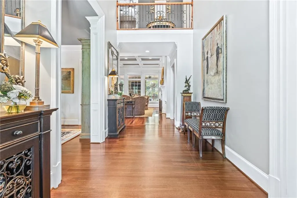 4966 Long Island Drive Nw, Atlanta, Georgia 30327, 6 Bedrooms Bedrooms, ,6 BathroomsBathrooms,Residential,Sold,4966 Long Island Drive Nw,7063586