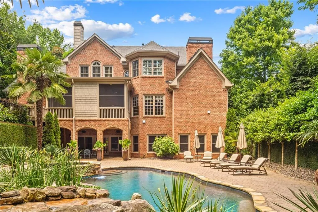 4966 Long Island Drive Nw, Atlanta, Georgia 30327, 6 Bedrooms Bedrooms, ,6 BathroomsBathrooms,Residential,Sold,4966 Long Island Drive Nw,7063586