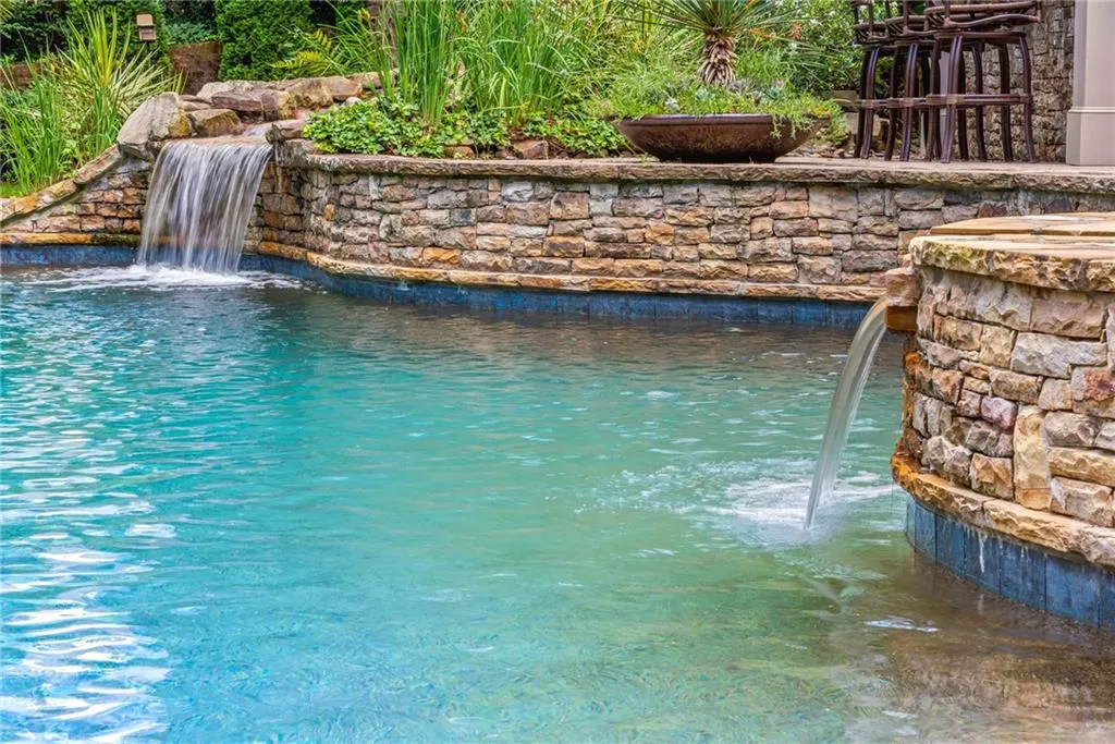 4966 Long Island Drive Nw, Atlanta, Georgia 30327, 6 Bedrooms Bedrooms, ,6 BathroomsBathrooms,Residential,Sold,4966 Long Island Drive Nw,7063586