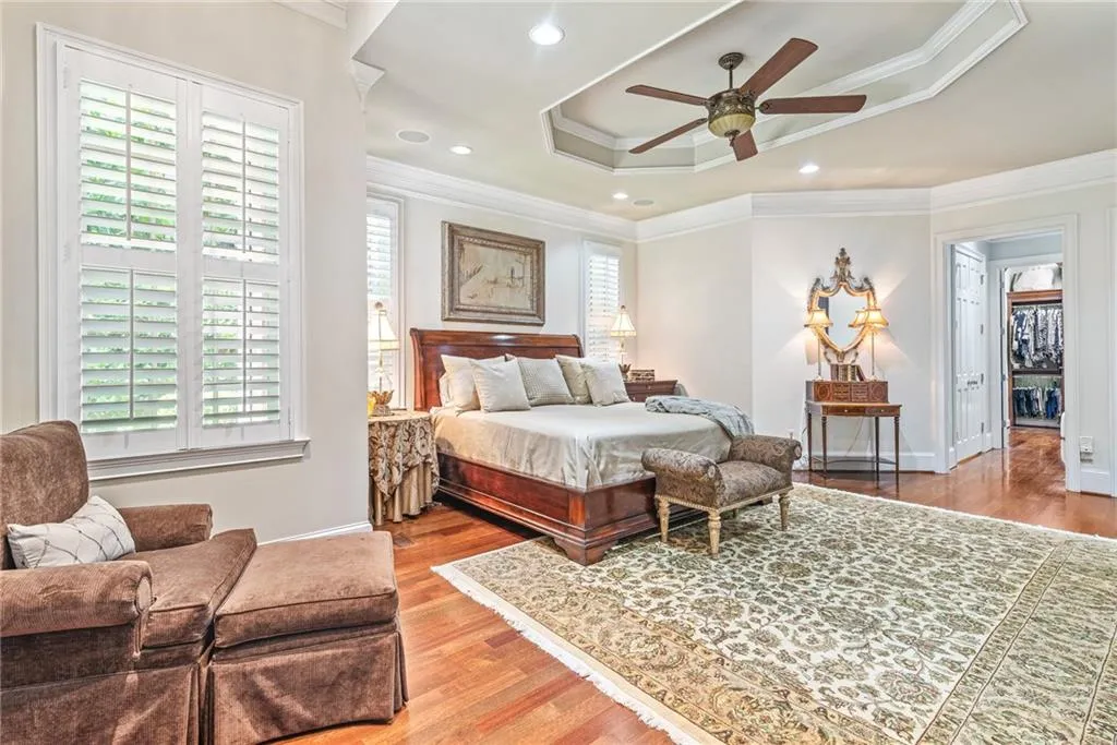 4966 Long Island Drive Nw, Atlanta, Georgia 30327, 6 Bedrooms Bedrooms, ,6 BathroomsBathrooms,Residential,Sold,4966 Long Island Drive Nw,7063586