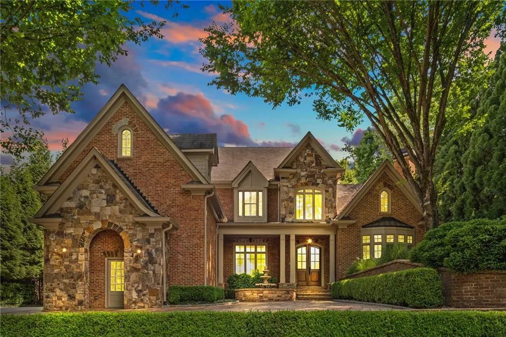 4966 Long Island Drive Nw, Atlanta, Georgia 30327, 6 Bedrooms Bedrooms, ,6 BathroomsBathrooms,Residential,Sold,4966 Long Island Drive Nw,7063586