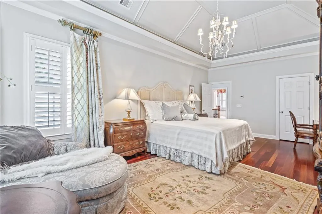 4966 Long Island Drive Nw, Atlanta, Georgia 30327, 6 Bedrooms Bedrooms, ,6 BathroomsBathrooms,Residential,Sold,4966 Long Island Drive Nw,7063586