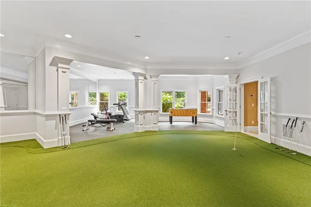 4966 Long Island Drive Nw, Atlanta, Georgia 30327, 6 Bedrooms Bedrooms, ,6 BathroomsBathrooms,Residential,Sold,4966 Long Island Drive Nw,7063586