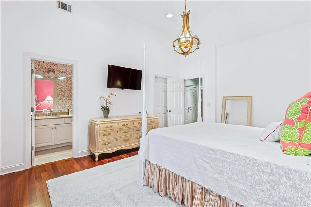 4966 Long Island Drive Nw, Atlanta, Georgia 30327, 6 Bedrooms Bedrooms, ,6 BathroomsBathrooms,Residential,Sold,4966 Long Island Drive Nw,7063586