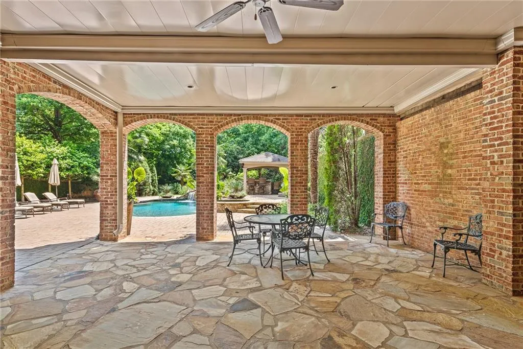 4966 Long Island Drive Nw, Atlanta, Georgia 30327, 6 Bedrooms Bedrooms, ,6 BathroomsBathrooms,Residential,Sold,4966 Long Island Drive Nw,7063586