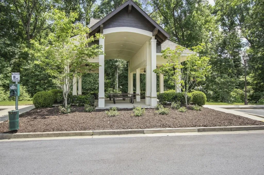 6455 Meridian Way, Sandy Springs, Georgia 30328, 5 Bedrooms Bedrooms, ,4 BathroomsBathrooms,Residential,Sold,6455 Meridian Way,7058838