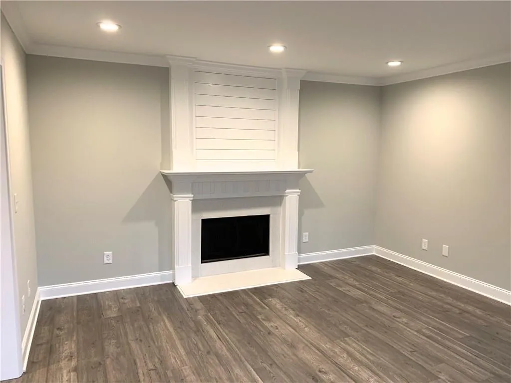 7500 Roswell Road Unit 124, Sandy Springs, Georgia 30350, 3 Bedrooms Bedrooms, ,2 BathroomsBathrooms,Residential,Sold,7500 Roswell Road Unit 124,6098988