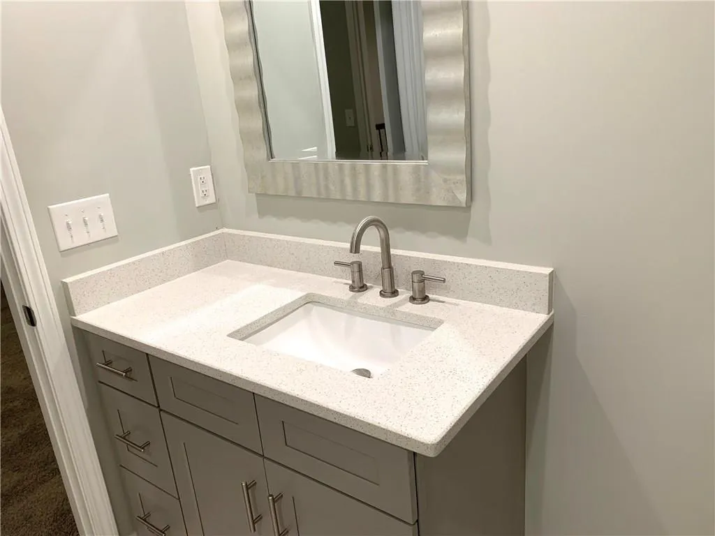 7500 Roswell Road Unit 124, Sandy Springs, Georgia 30350, 3 Bedrooms Bedrooms, ,2 BathroomsBathrooms,Residential,Sold,7500 Roswell Road Unit 124,6098988