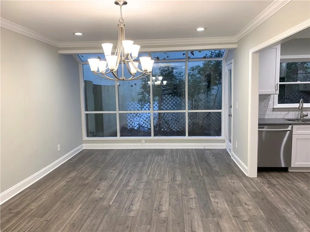 7500 Roswell Road Unit 124, Sandy Springs, Georgia 30350, 3 Bedrooms Bedrooms, ,2 BathroomsBathrooms,Residential,Sold,7500 Roswell Road Unit 124,6098988