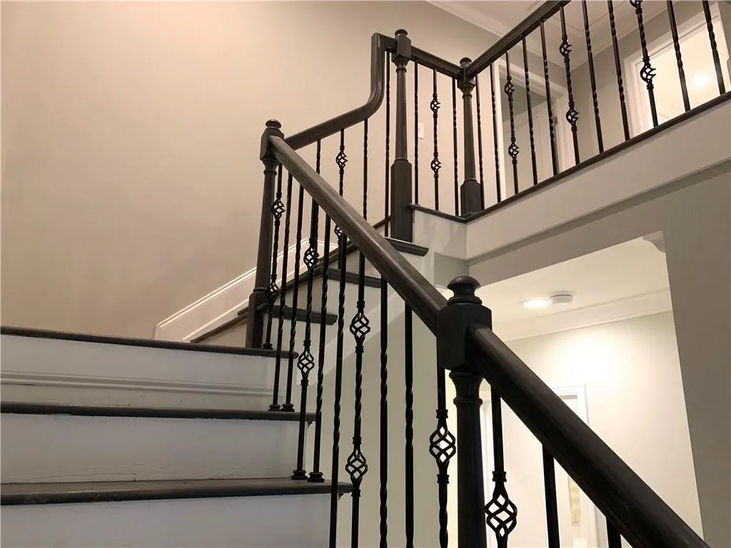 7500 Roswell Road Unit 124, Sandy Springs, Georgia 30350, 3 Bedrooms Bedrooms, ,2 BathroomsBathrooms,Residential,Sold,7500 Roswell Road Unit 124,6098988