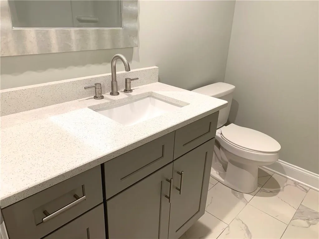 7500 Roswell Road Unit 124, Sandy Springs, Georgia 30350, 3 Bedrooms Bedrooms, ,2 BathroomsBathrooms,Residential,Sold,7500 Roswell Road Unit 124,6098988