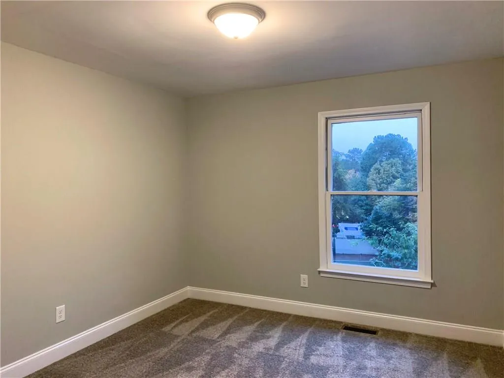 7500 Roswell Road Unit 124, Sandy Springs, Georgia 30350, 3 Bedrooms Bedrooms, ,2 BathroomsBathrooms,Residential,Sold,7500 Roswell Road Unit 124,6098988