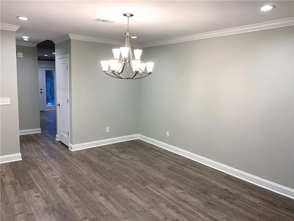 7500 Roswell Road Unit 124, Sandy Springs, Georgia 30350, 3 Bedrooms Bedrooms, ,2 BathroomsBathrooms,Residential,Sold,7500 Roswell Road Unit 124,6098988