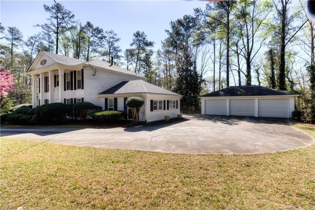 1585 Northridge Road, Atlanta, Georgia 30350, 4 Bedrooms Bedrooms, ,3 BathroomsBathrooms,Residential,Sold,1585 Northridge Road,5810158