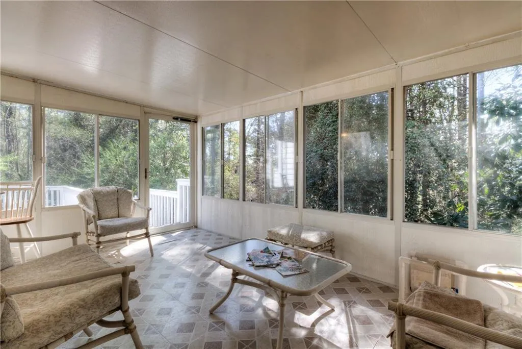 1585 Northridge Road, Atlanta, Georgia 30350, 4 Bedrooms Bedrooms, ,3 BathroomsBathrooms,Residential,Sold,1585 Northridge Road,5810158