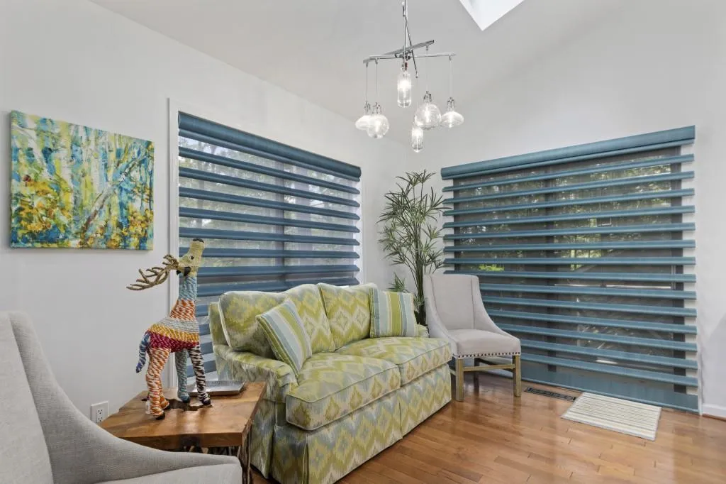 9510 Huntcliff Trace, Sandy Springs, Georgia 30350, 4 Bedrooms Bedrooms, ,4 BathroomsBathrooms,Residential,Sold,9510 Huntcliff Trace,6802003