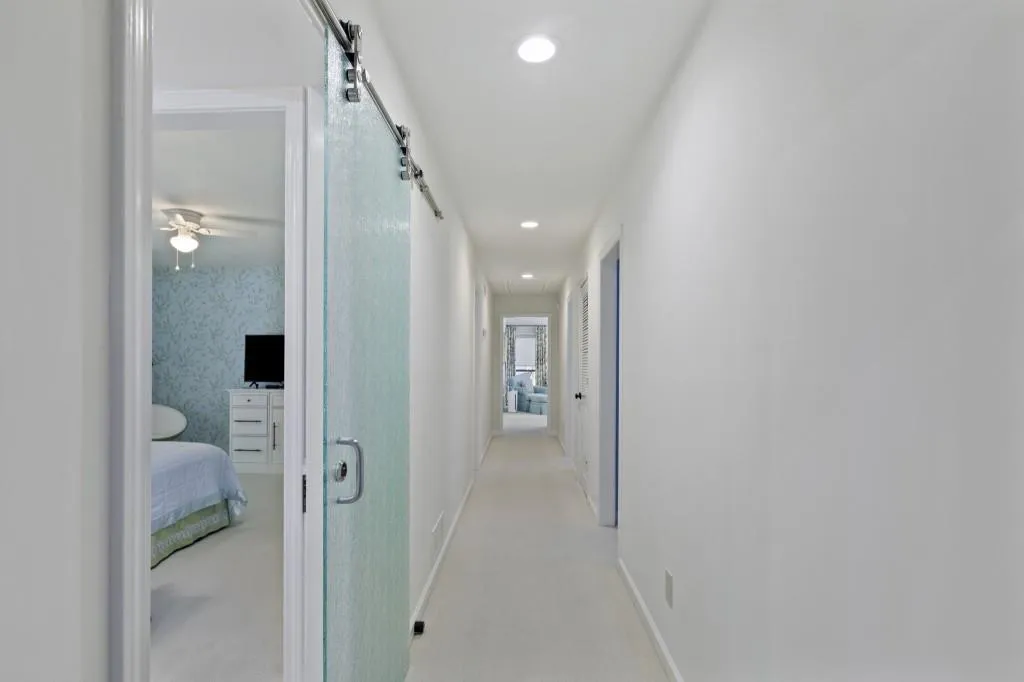 9510 Huntcliff Trace, Sandy Springs, Georgia 30350, 4 Bedrooms Bedrooms, ,4 BathroomsBathrooms,Residential,Sold,9510 Huntcliff Trace,6802003