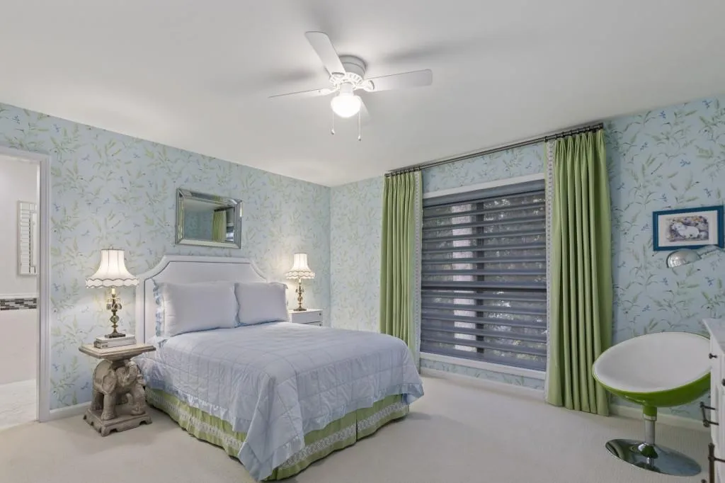 9510 Huntcliff Trace, Sandy Springs, Georgia 30350, 4 Bedrooms Bedrooms, ,4 BathroomsBathrooms,Residential,Sold,9510 Huntcliff Trace,6802003